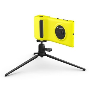 Camera-Grip-for-Nokia-Lumia-1020-with-tripod-jpg.jpg